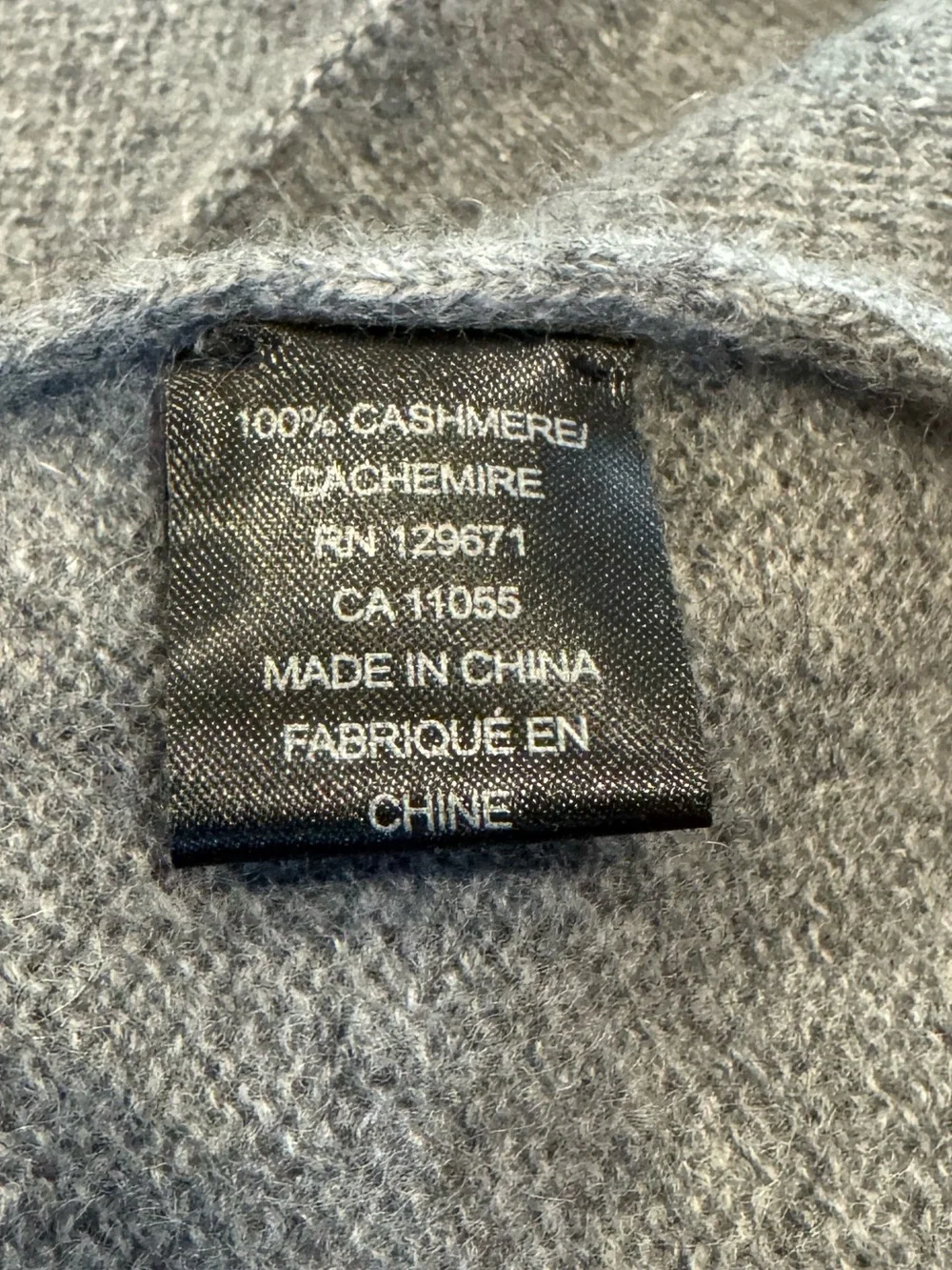 NWT 360 Cashmere Linus Scarf Style 33373 Mid Heather Grey Oversized